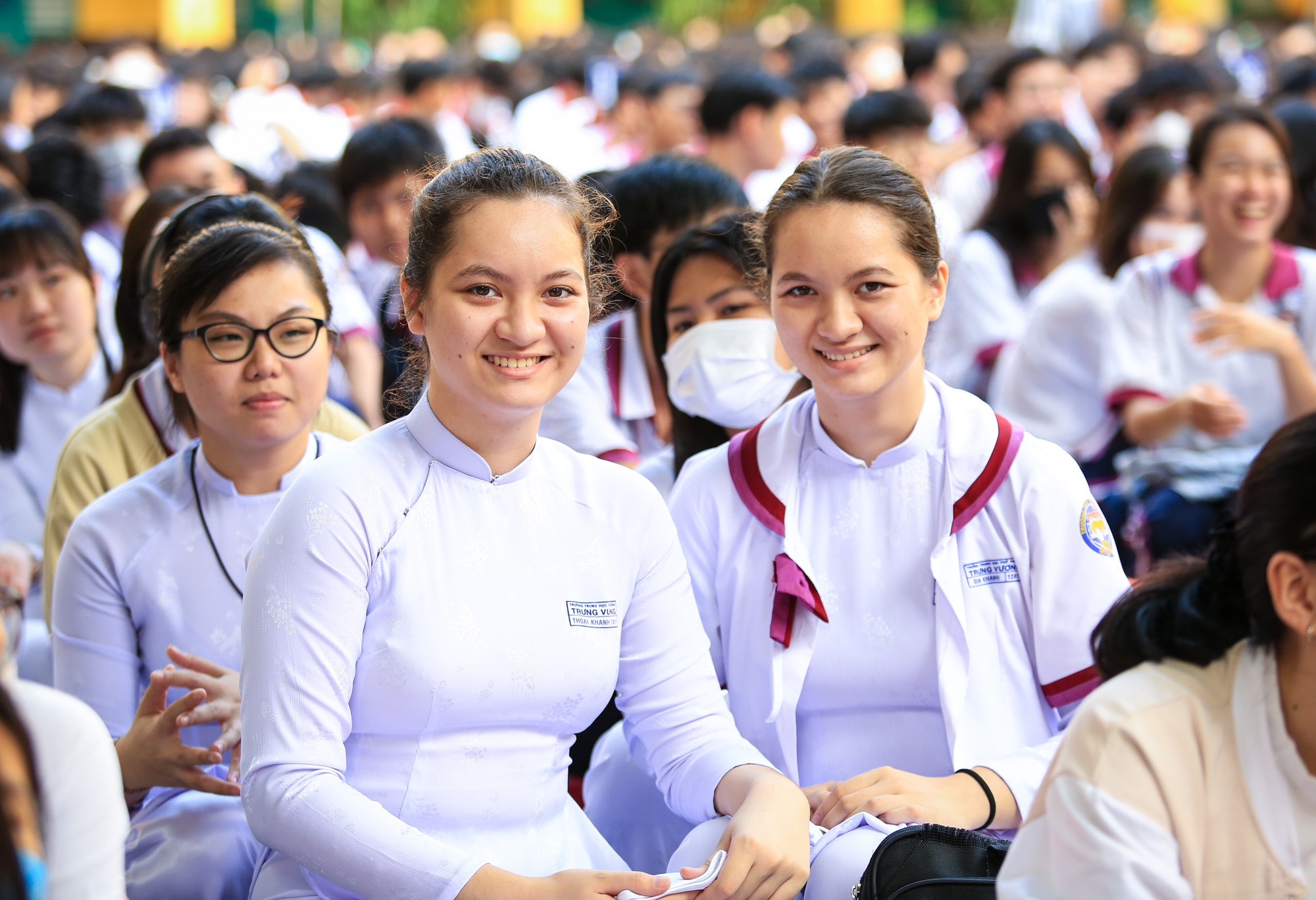 Học sinh từ nước ngoài về, học sinh quốc tế tới VN: Tuổi đi học thế nào?- Ảnh 2.