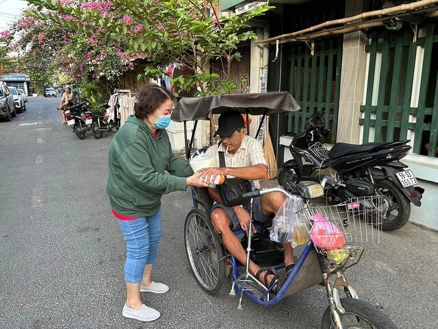 Thùng bánh mì sáng thứ bảy của bà giáo Thương- Ảnh 6.