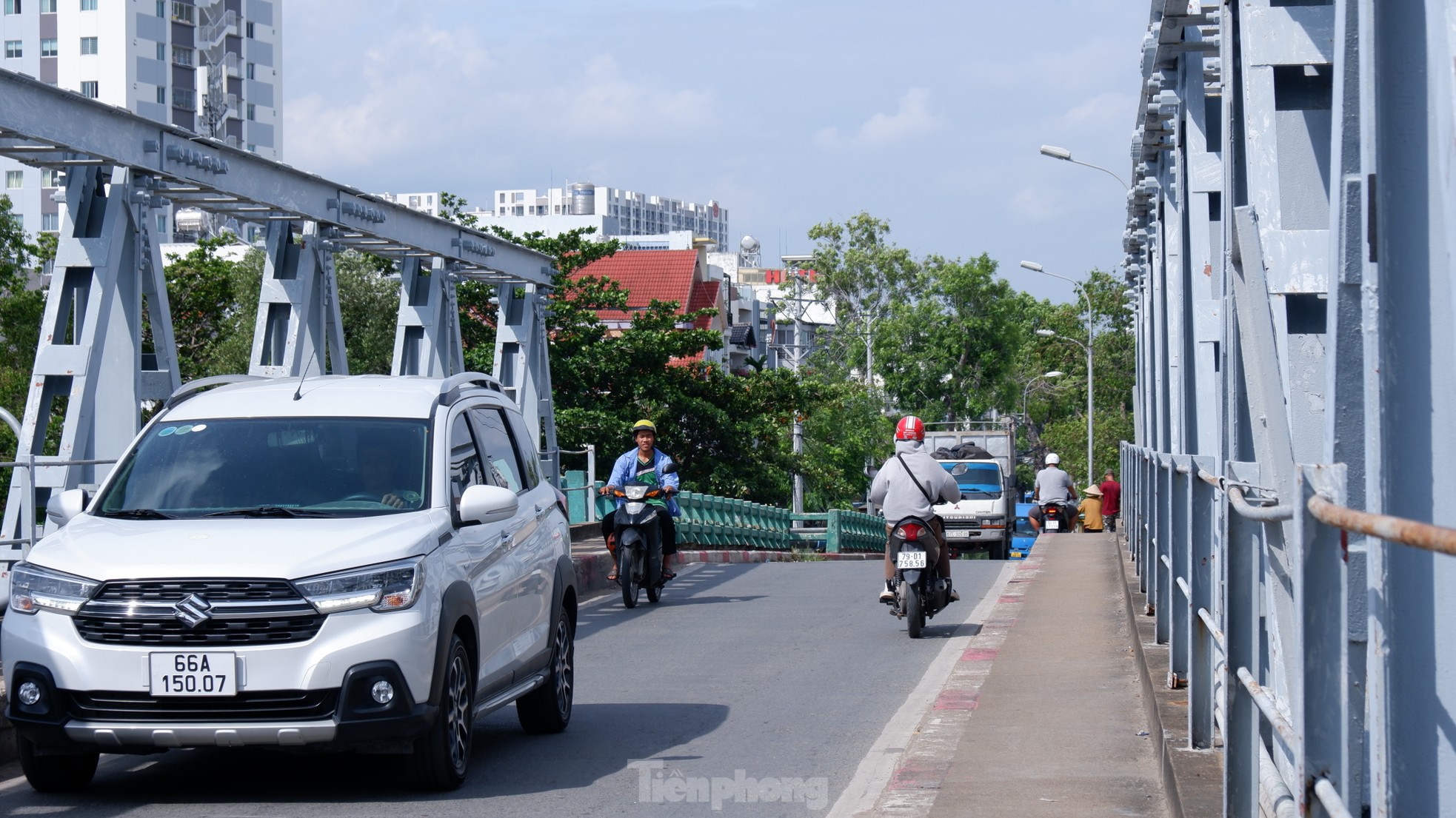 Bị 'treo' gần 3 năm, cầu 748 tỷ đồng ở khu Nam TPHCM sắp thông xe ảnh 11