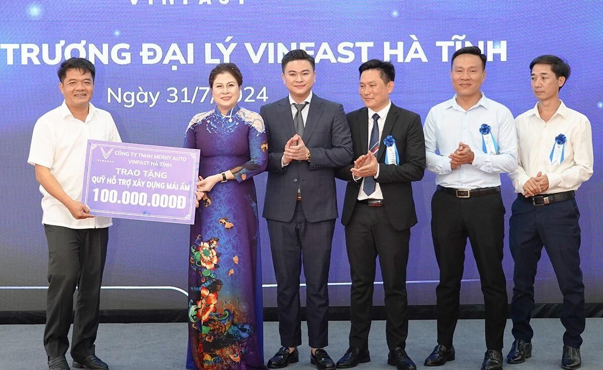 vinfast khai truong dai ly tai ha tinh hinh 7