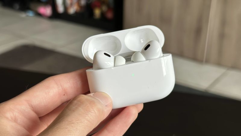 Apple tích hợp camera hồng ngoại vào Airpods.