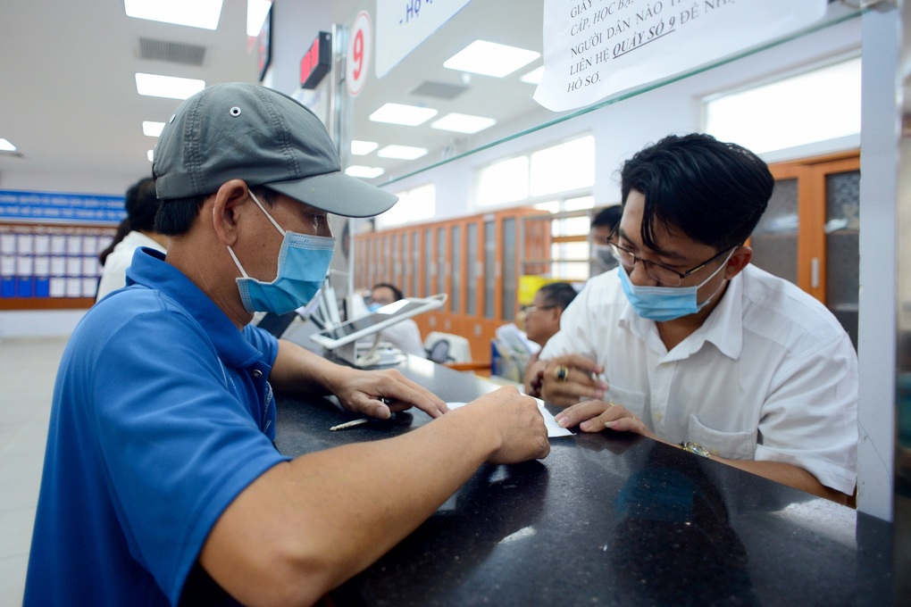 Bảng lương mới chuyên viên cao cấp, chuyên viên chính, nhân viên từ tháng 7 - 1