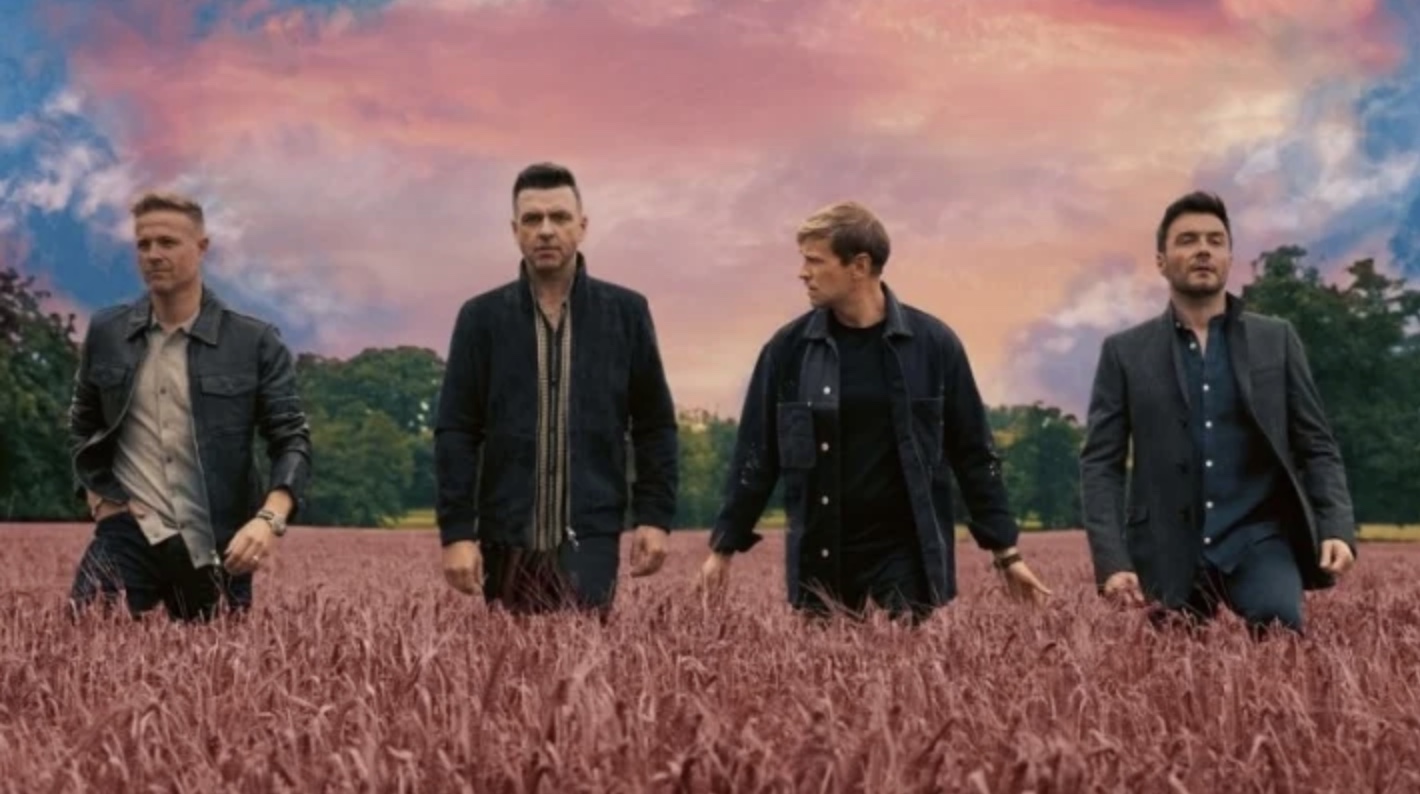 Khán giả "dậy sóng" vì nhóm nhạc huyền thoại Westlife tổ chức concert tại Việt Nam - Ảnh 1.