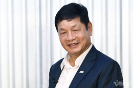 W-Truong Gia Binh.jpg