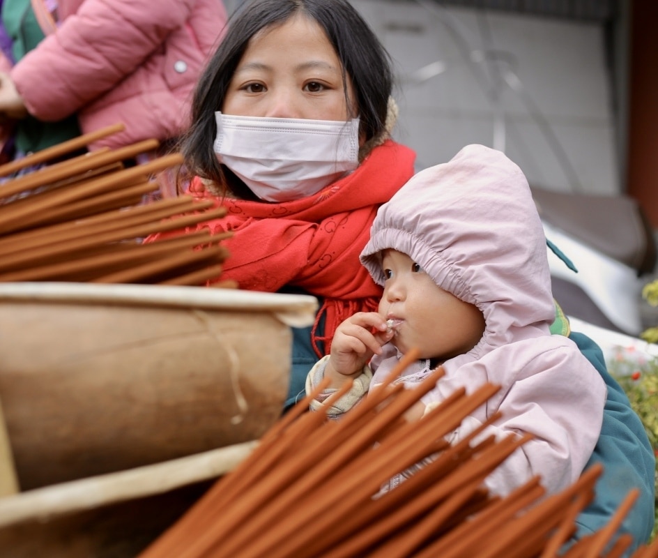 le dat ten cho tre em cua nguoi mong o cao bang hinh anh 1