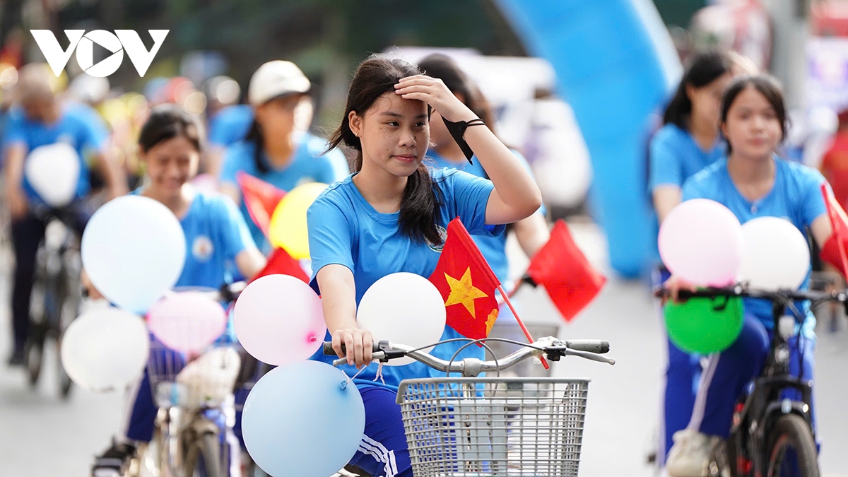 le hoi vi hoa binh chi co khai mac khong co be mac hinh anh 1