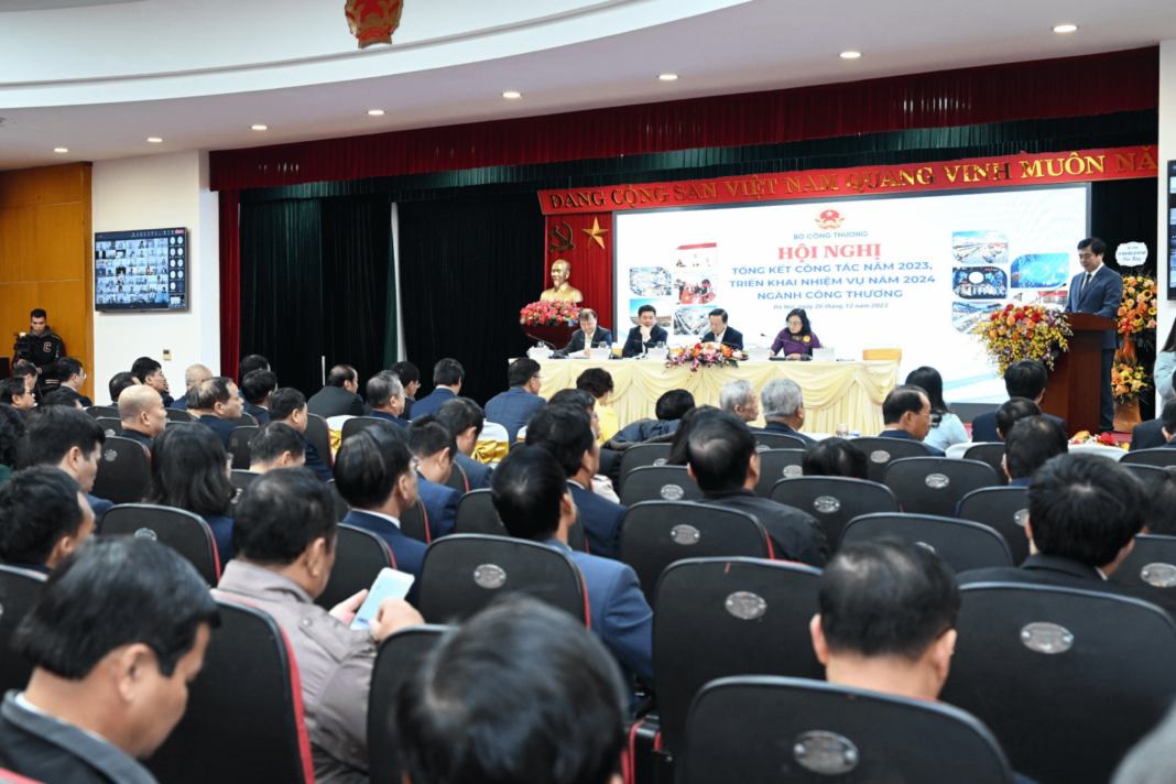 Ngành Công Thương: Vượt qua thách thức, đạt được nhiều thành tựu quan trọng, đóng góp tích cực vào phát triển kinh tế đất nước