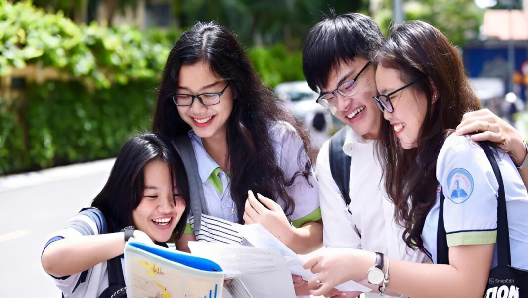 Ngưỡng bảo đảm chất lượng đầu vào nhóm ngành sức khỏe và đào tạo giáo viên 2024