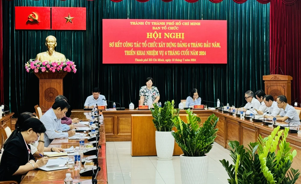 13-7. Ban Tổ chức 1.jpg