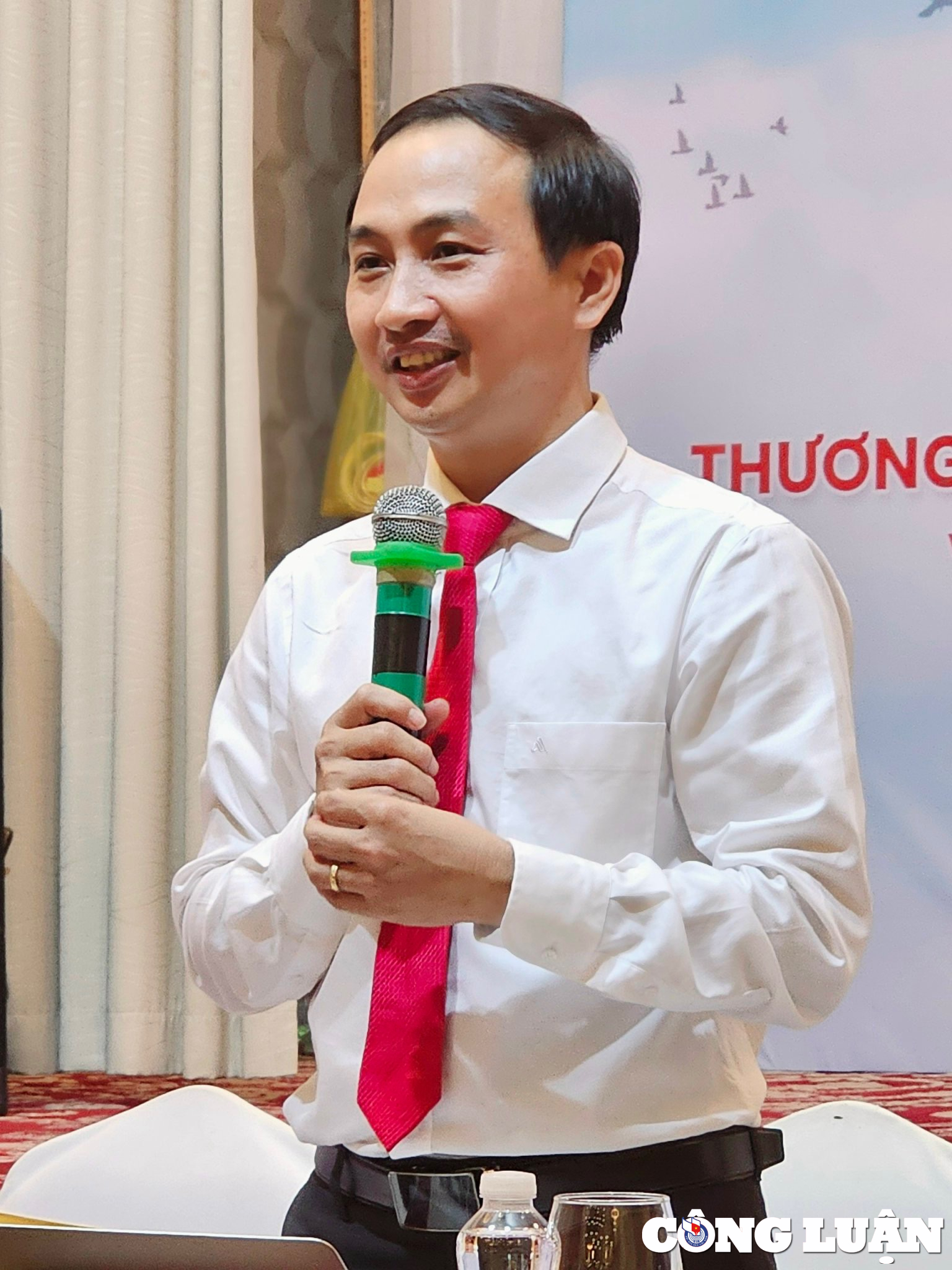 mang tinh hoa xu quang den tp hcm hinh 2