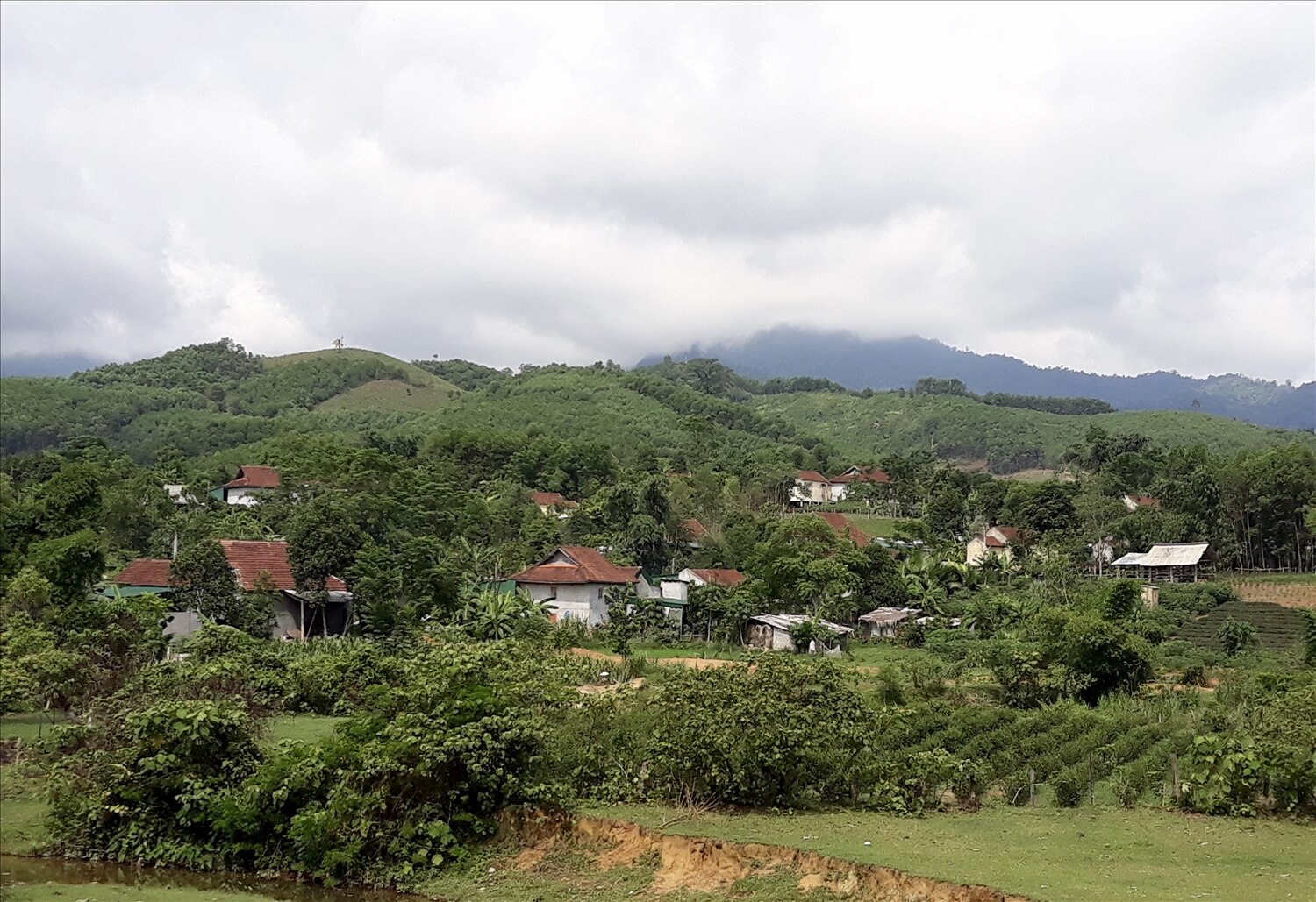 Xã TĐC Ngọc Lâm trên vùng đất Thanh Chương đang ngày càng phát triển nhờ nguồn lực đầu tư, hỗ trợ các chương trình dự án chính sách dân tộc