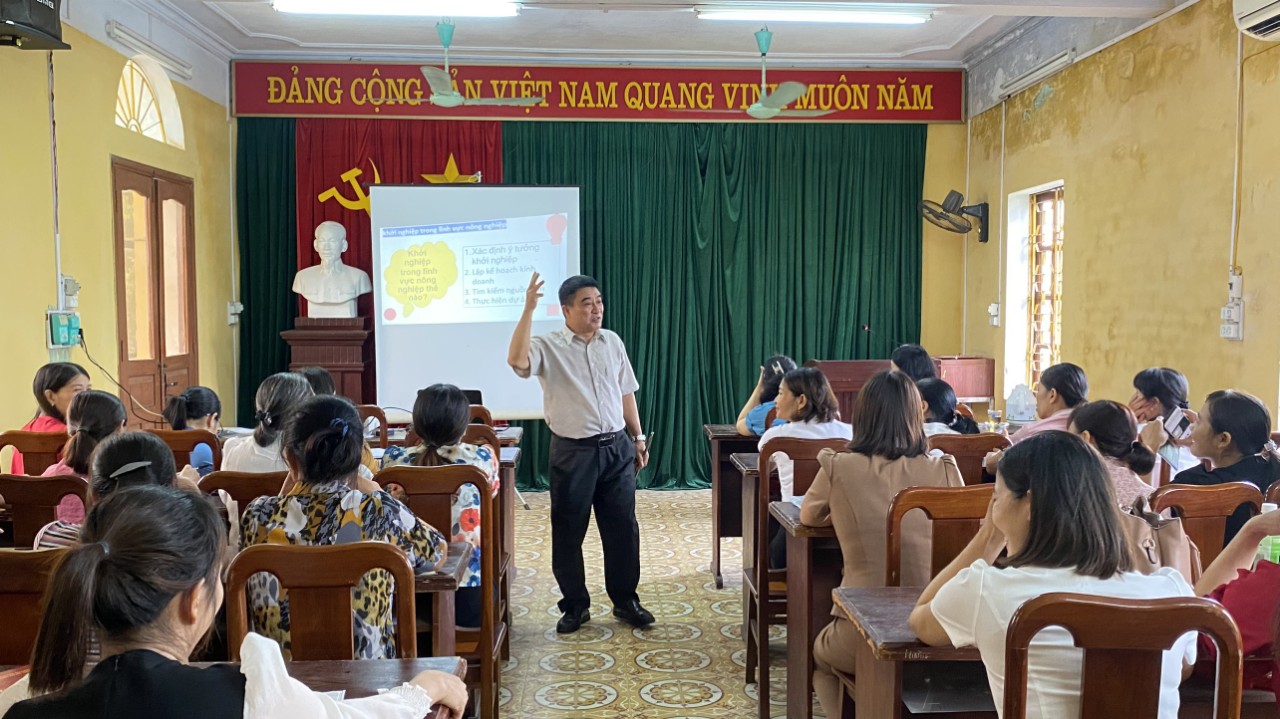 Hải Dương: Tập huấn “Phụ nữ khởi nghiệp cùng các sản phẩm nông nghiệp địa phương” - Ảnh 1.