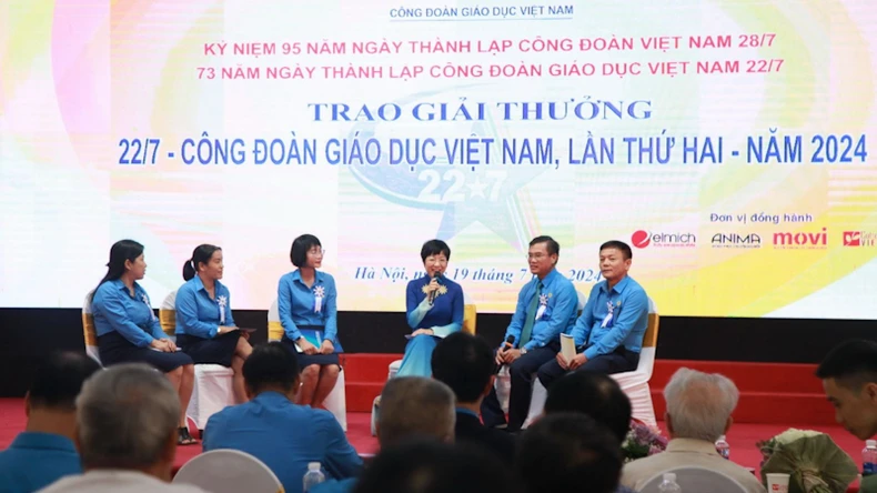 Tôn vinh 22 cán bộ công đoàn ngành giáo dục xuất sắc, có sáng kiến đổi mới ảnh 2