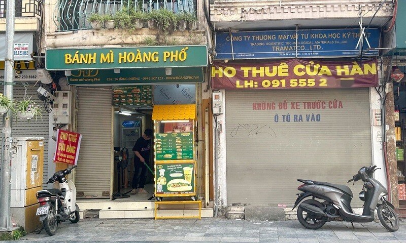 Bất động sản: Mặt bằng trên đất vàng bỏ trống hàng loạt dù giảm mạnh giá thuê. (Nguồn: Báo XD)