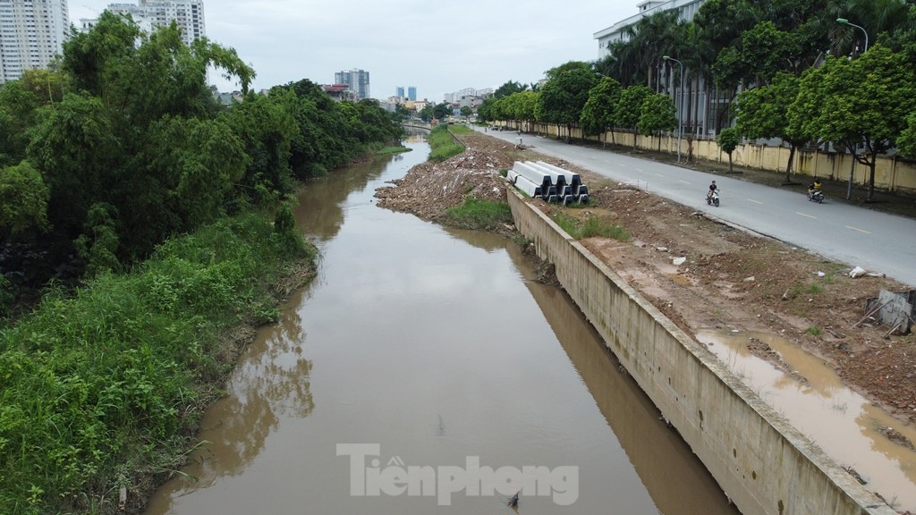 Úng ngập nghiêm trọng, kênh tiêu thoát nước La Khê đầu tư nghìn tỷ 11 năm chưa xong mặt bằng ảnh 7