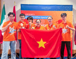 مسابقات قهرمانی ملی کامپیوتر ویتنام.jpg