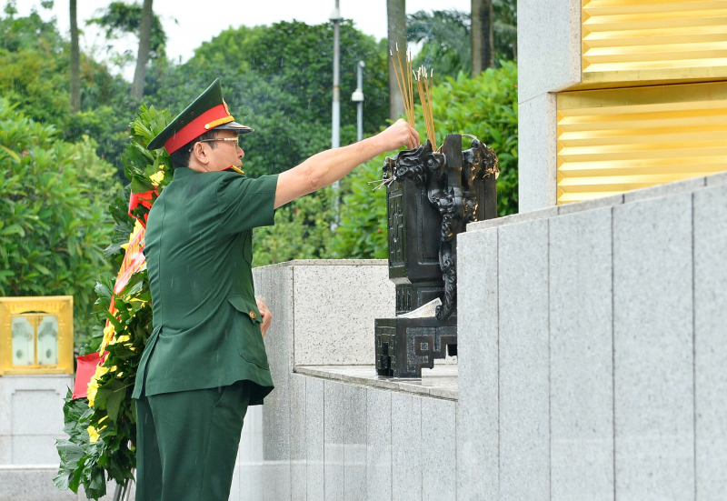 Hội Cựu chiến binh cơ quan Văn phòng Quốc hội gặp mặt, tri ân Ban tổ chức Chương trình Khúc quân hành -6