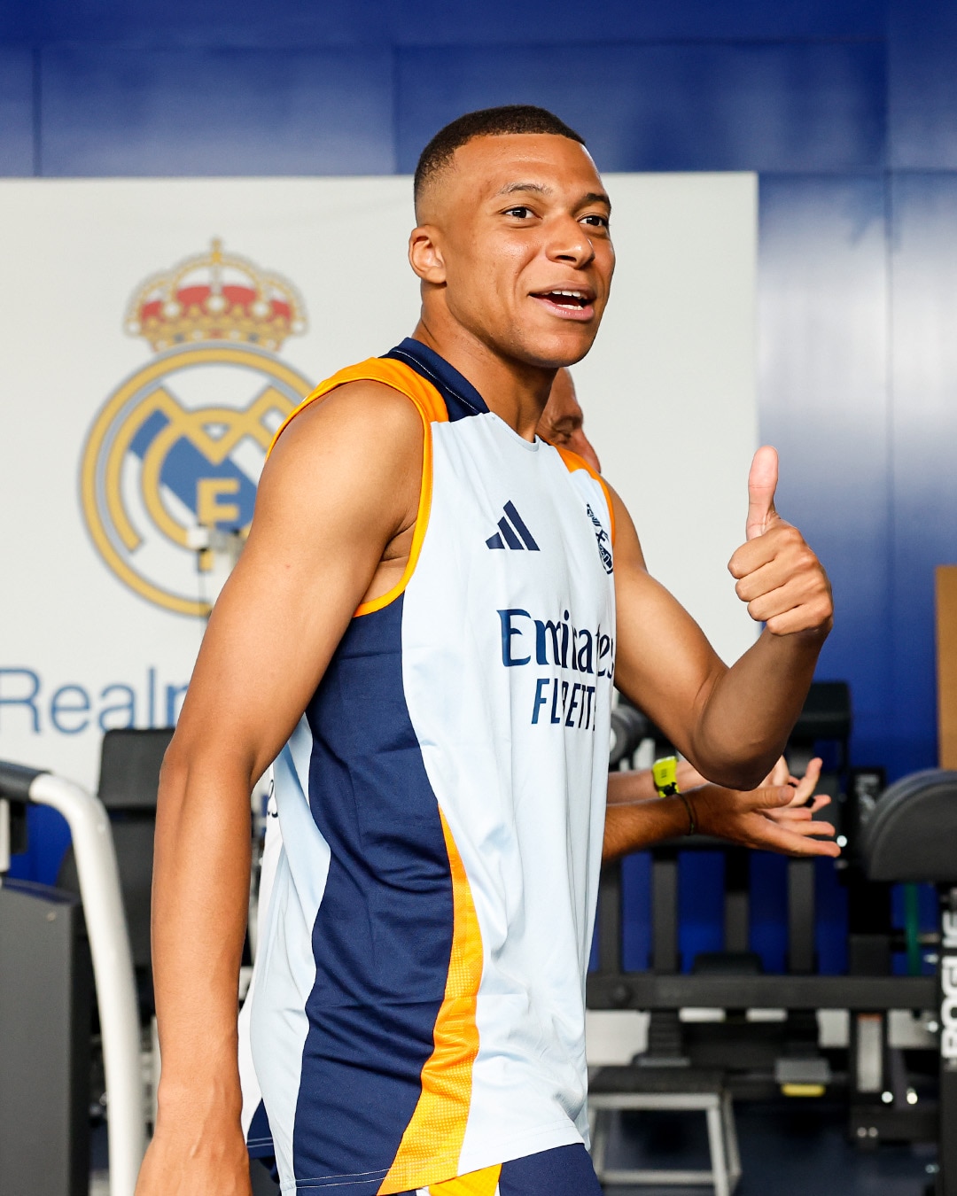 Mbappe chính thức hội quân cùng Real Madrid, chờ đoạt chiếc cúp đầu tiên- Ảnh 2.