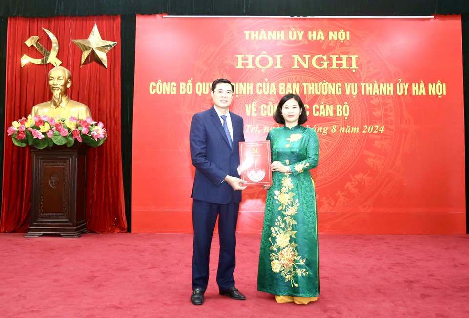 Phó Bí thư Huyện ủy Thanh Trì Nguyễn Xuân Phong khẳng định trên cương vị công tác mới sẽ không ngừng nỗ lực, hoàn thành xuất sắc nhiệm vụ được giao.