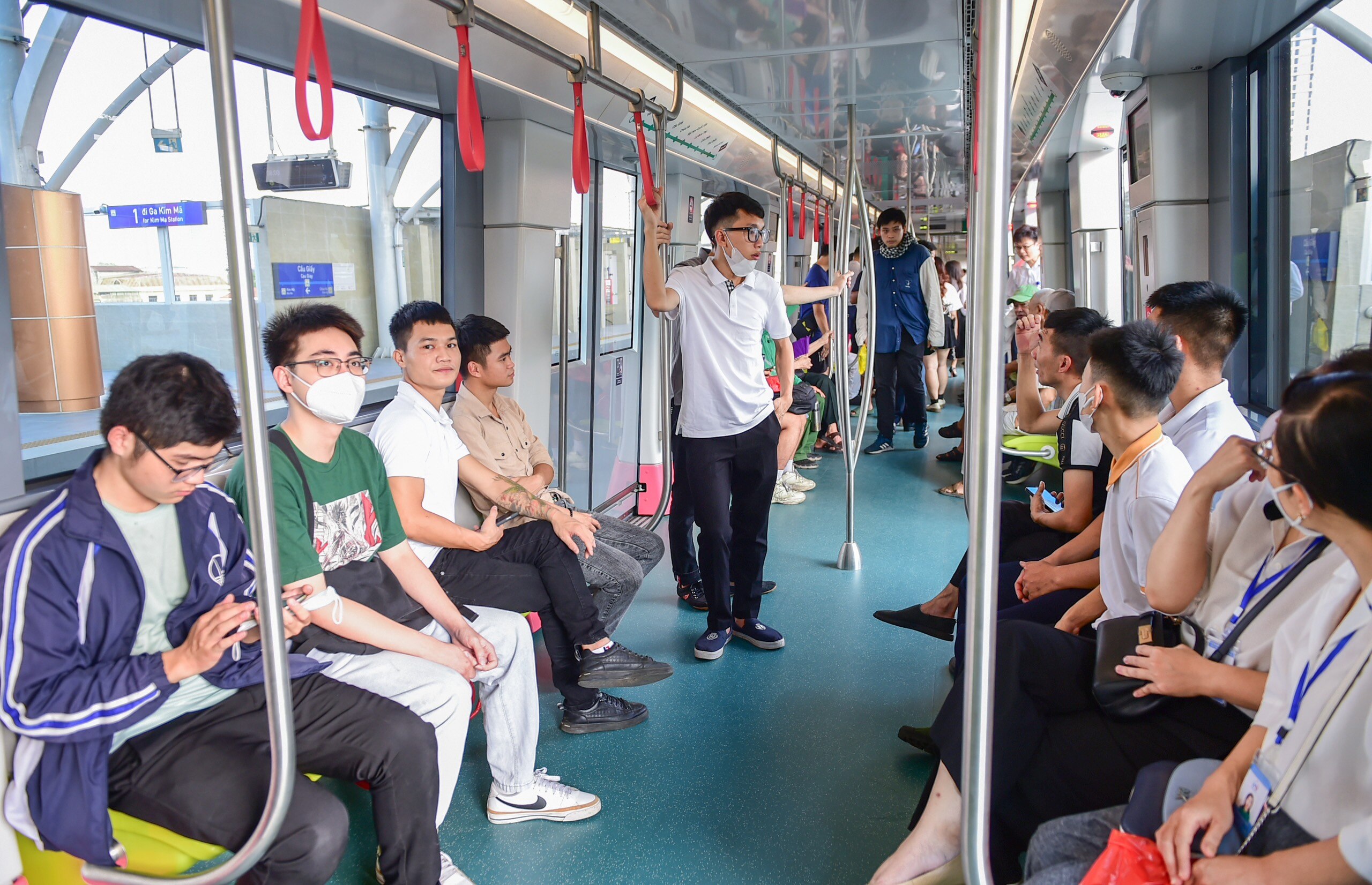 Hơn 35 nghìn hành khách trải nghiệm metro Nhổn - ga Hà Nội- Ảnh 1.