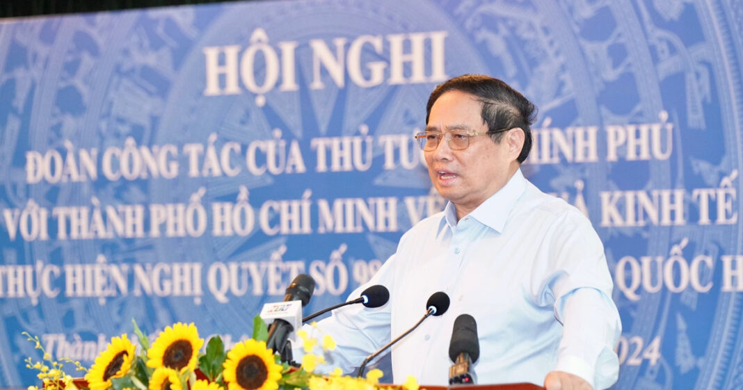Thủ tướng làm việc với TP HCM về kinh tế - xã hội và thực hiện Nghị quyết 98