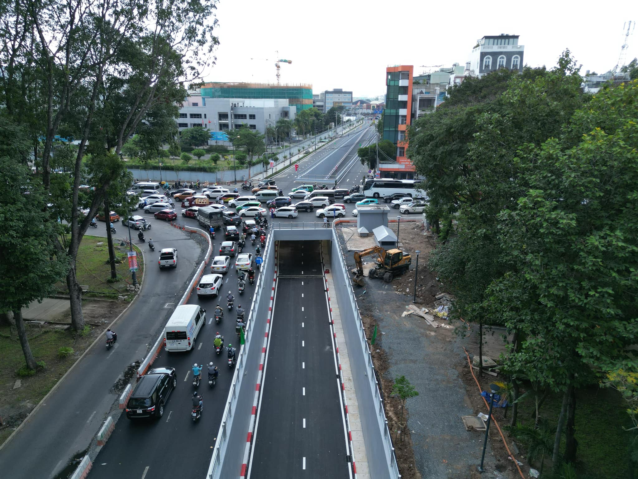 Thủ tướng: Xong hầm chui Trần Quốc Hoàn, TP.HCM phát huy làm tốt các dự án khác- Ảnh 4.