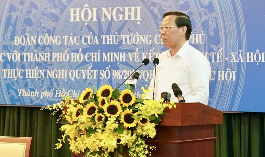 Tiếp tục tháo gỡ vướng mắc để phát triển kinh tế TP. Hồ Chí Minh