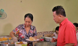 Foto 9 gebroken rijst restaurant.JPG