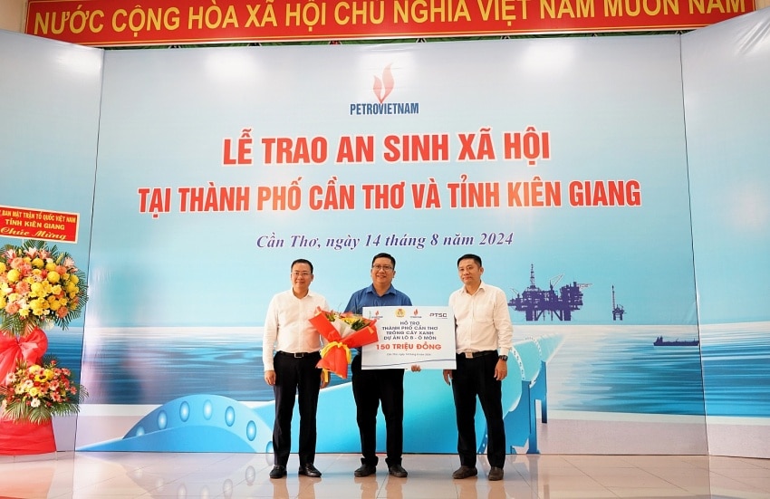 Petrovietnam ủng hộ 6 tỷ đồng xây nhà Đại đoàn kết tại Cần Thơ và Kiên Giang