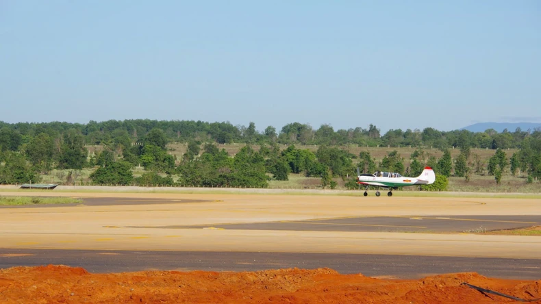 Trung đoàn 920 tổ chức thành công ban bay cán bộ trên sân bay Phan Thiết ảnh 2