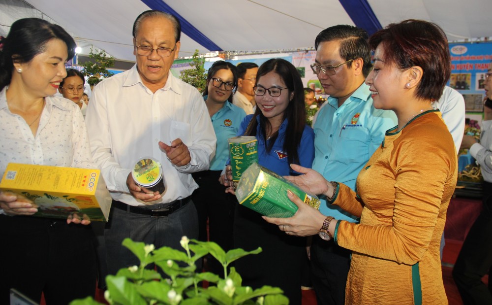 25 gian hàng tham gia Ngày hội giới thiệu sản phẩm OCOP và sản phẩm nông nghiệp tiêu biểu Long An năm 2024 - Ảnh 2.