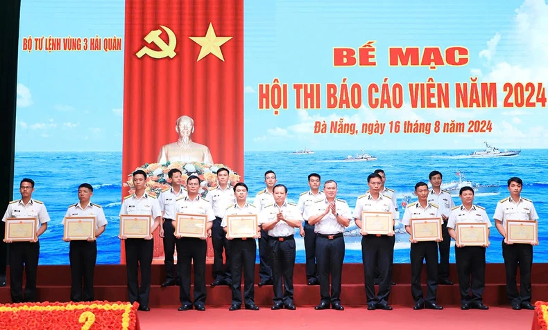 Vùng 3 Hải quân: Bế mạc và trao giải hội thi báo cáo viên năm 2024 ảnh 2