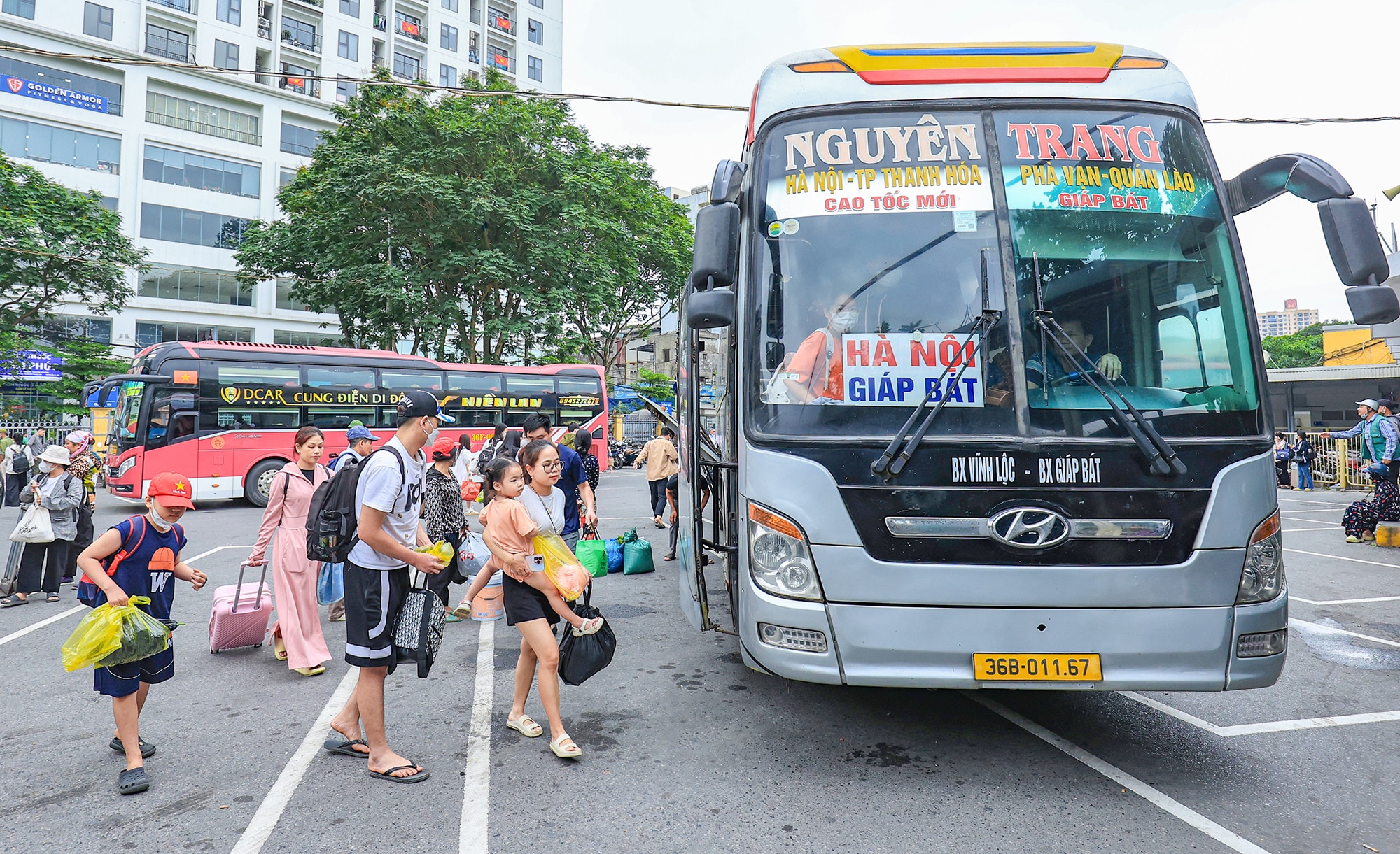 Vé máy bay, tàu xe dịp 2/9 “nóng” dần- Ảnh 2.