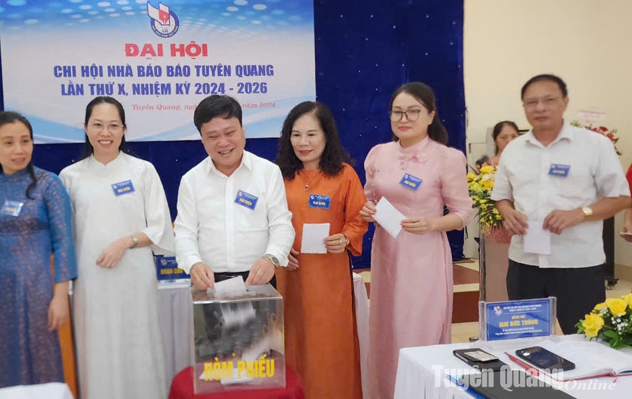 chi hoi nha bao bao tuyen quang tap trung trau doi ban linh chinh tri tinh thong nghiep vu hinh 2