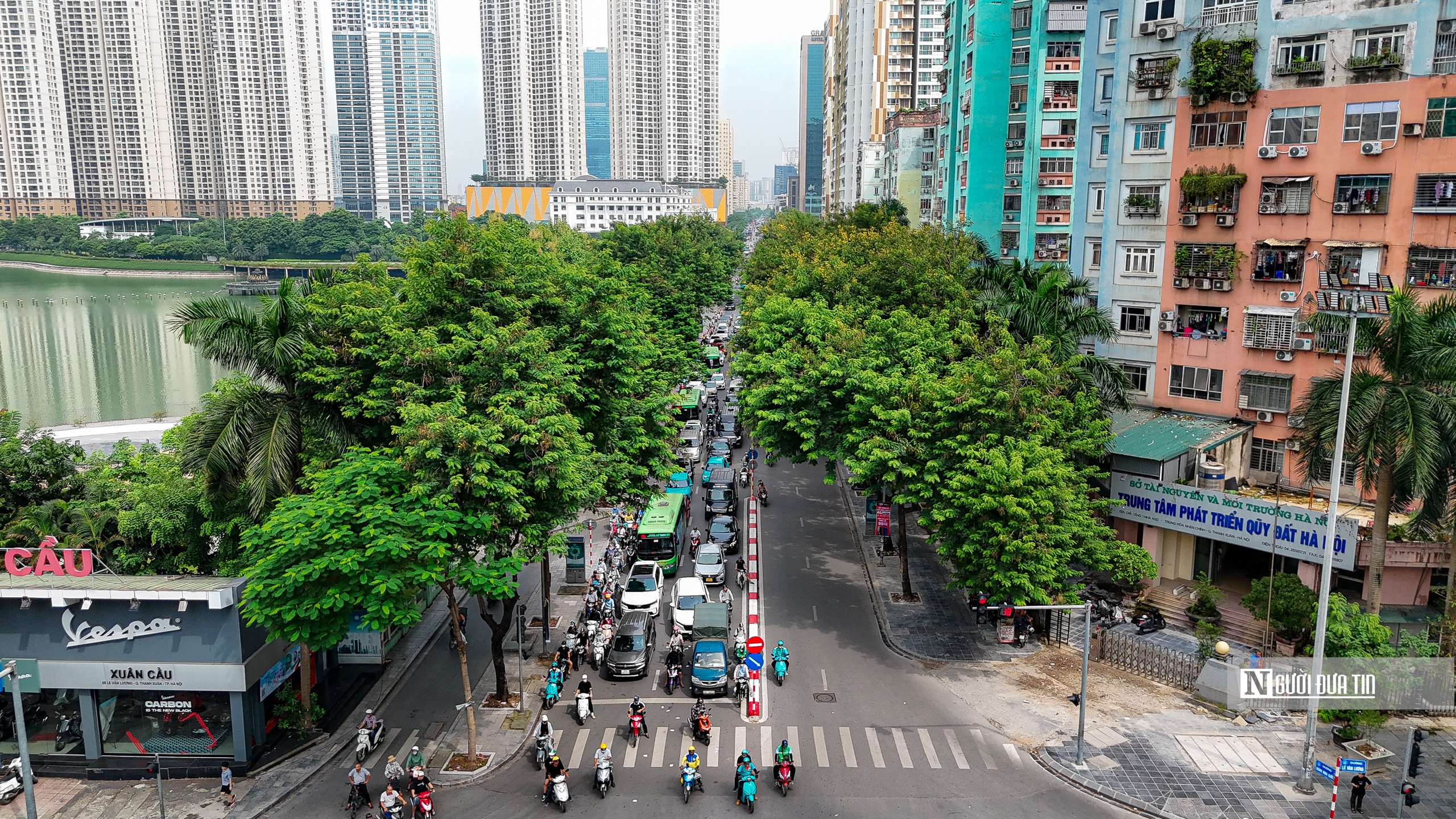 Điểm mặt các tuyến đường ở Hà Nội sắp bị xén vỉa hè, dải phân cách- Ảnh 7.