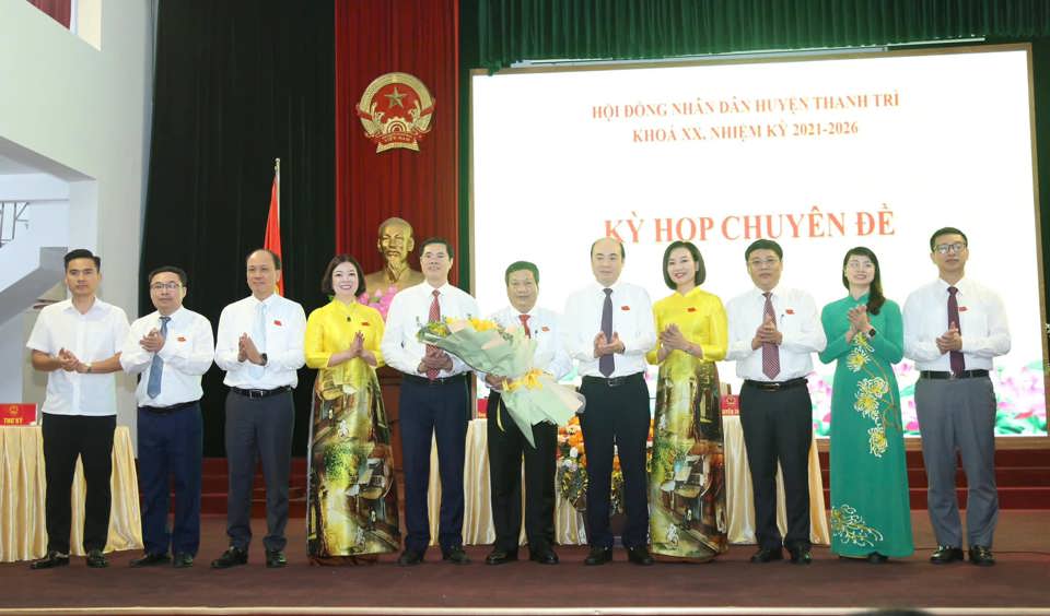 Ông Nguyễn Xuân Phong được bầu làm Chủ tịch UBND huyện Thanh Trì - Ảnh 1