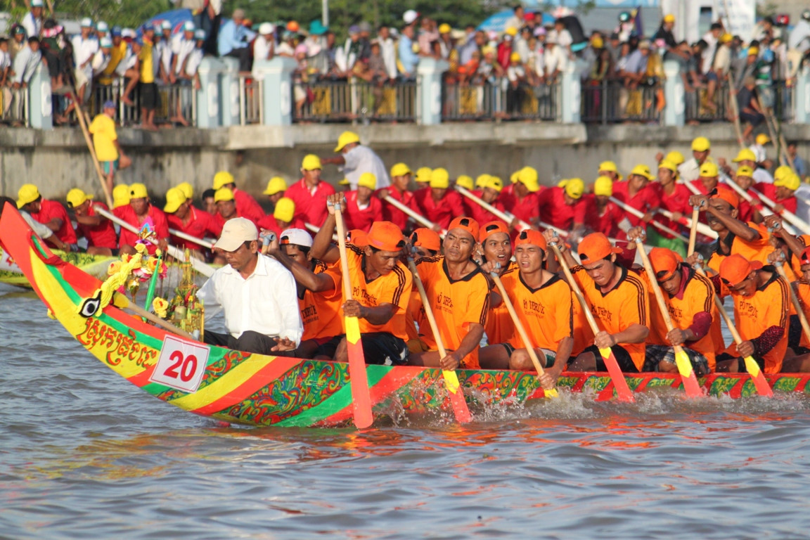 san sang cho le hoi ooc om boc va dua ghe ngo soc trang 2024 hinh 2