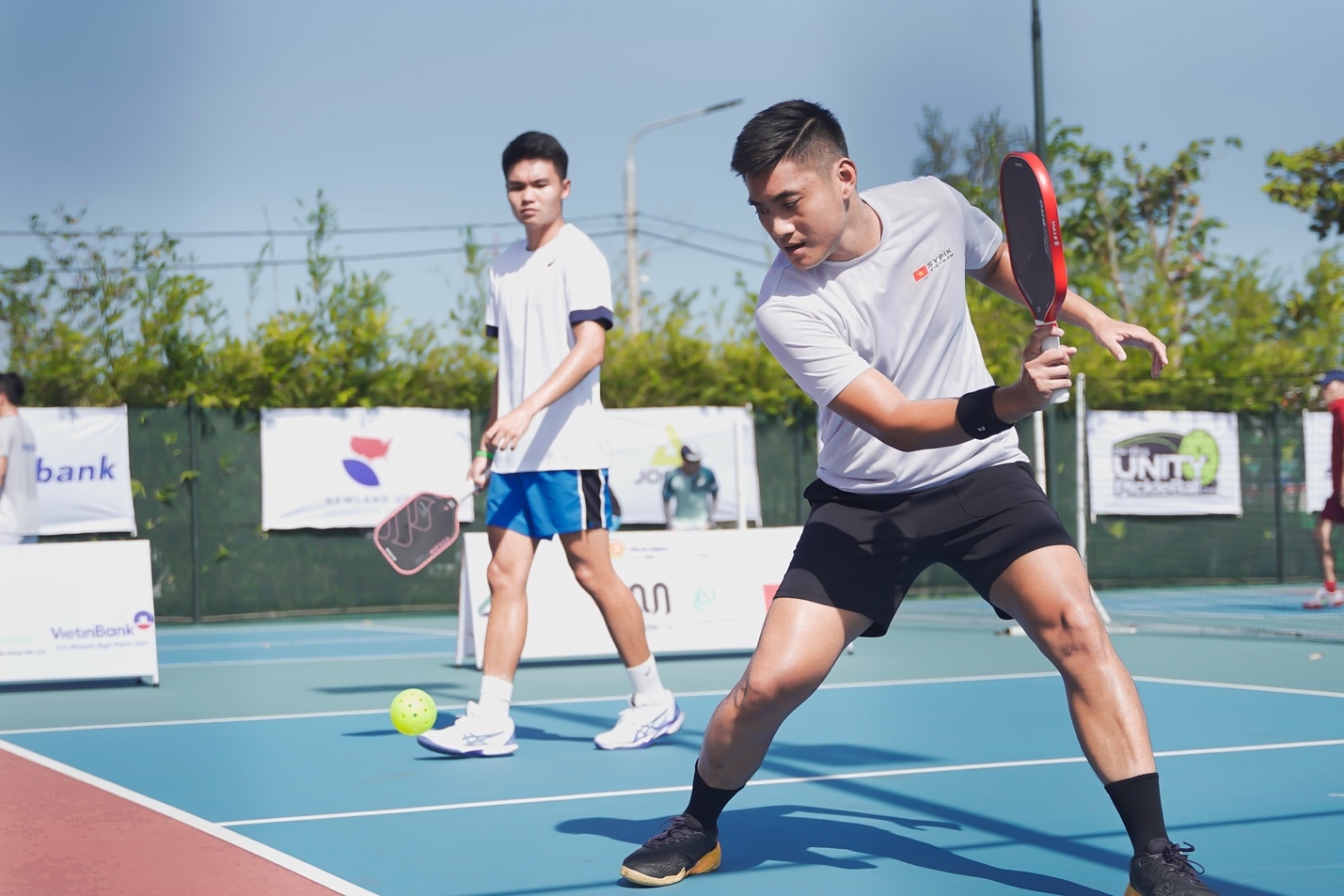 Cựu tuyển thủ quần vợt Hồ Vũ Hoàn về với đội Sypik Pickleball của Linh Giang - Vinh Hiển- Ảnh 3.