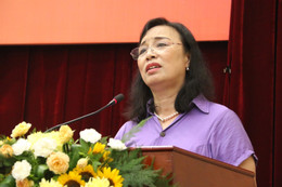 Docent, Dr. Ha Hoa.JPG