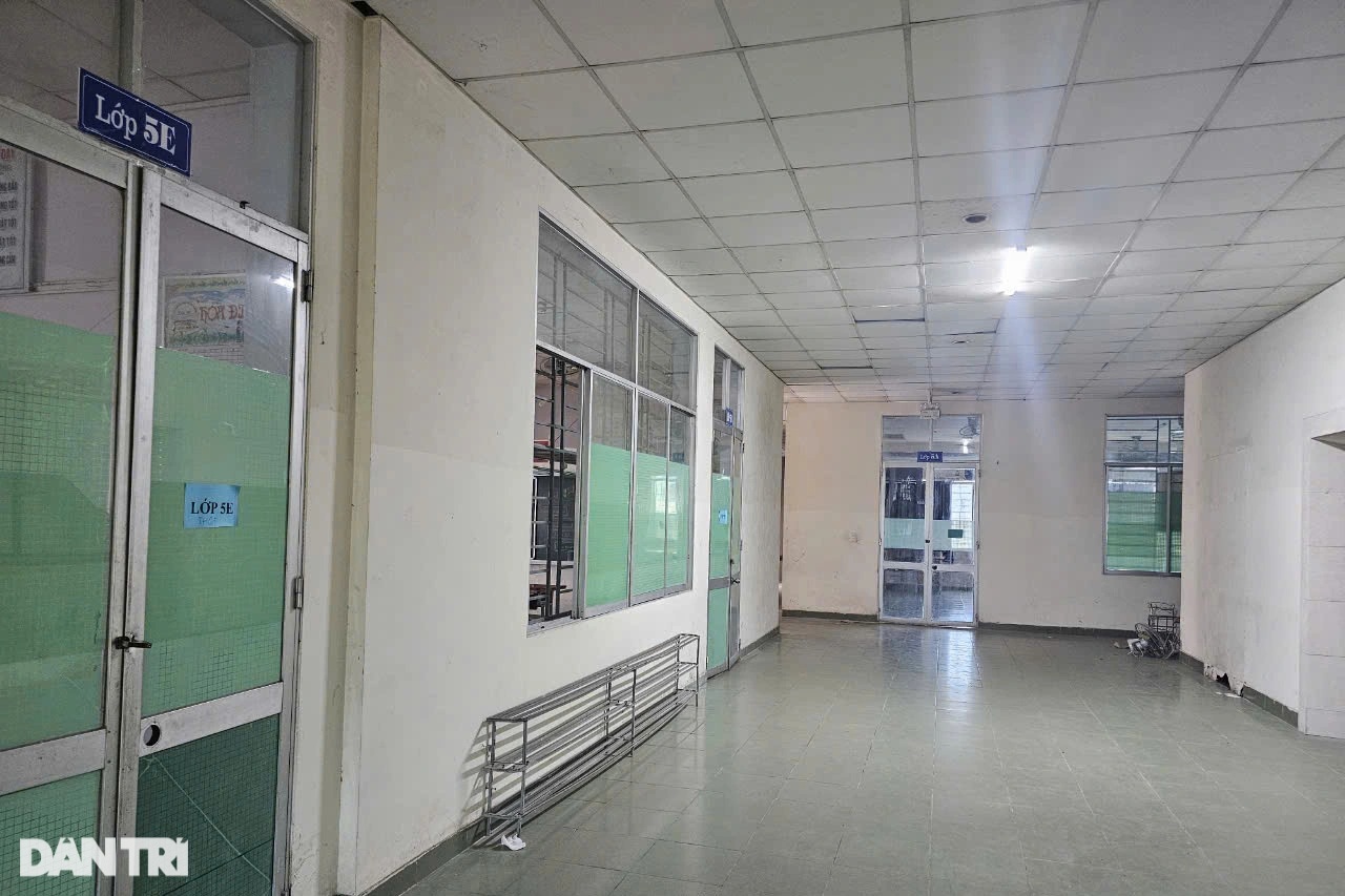 ຂາດຫ້ອງ, ຂໍສູນຕ້ານເອດສ ເປັນໂຮງຮຽນ - 7 Thiếu phòng, xin Trung tâm phòng chống AIDS làm điểm trường - 7