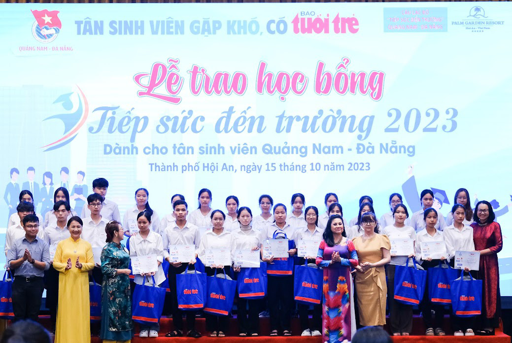 20 năm ân tình Đất Quảng: Những người đồng thuận tiếp sức tân sinh viên nghèo - Ảnh 5.