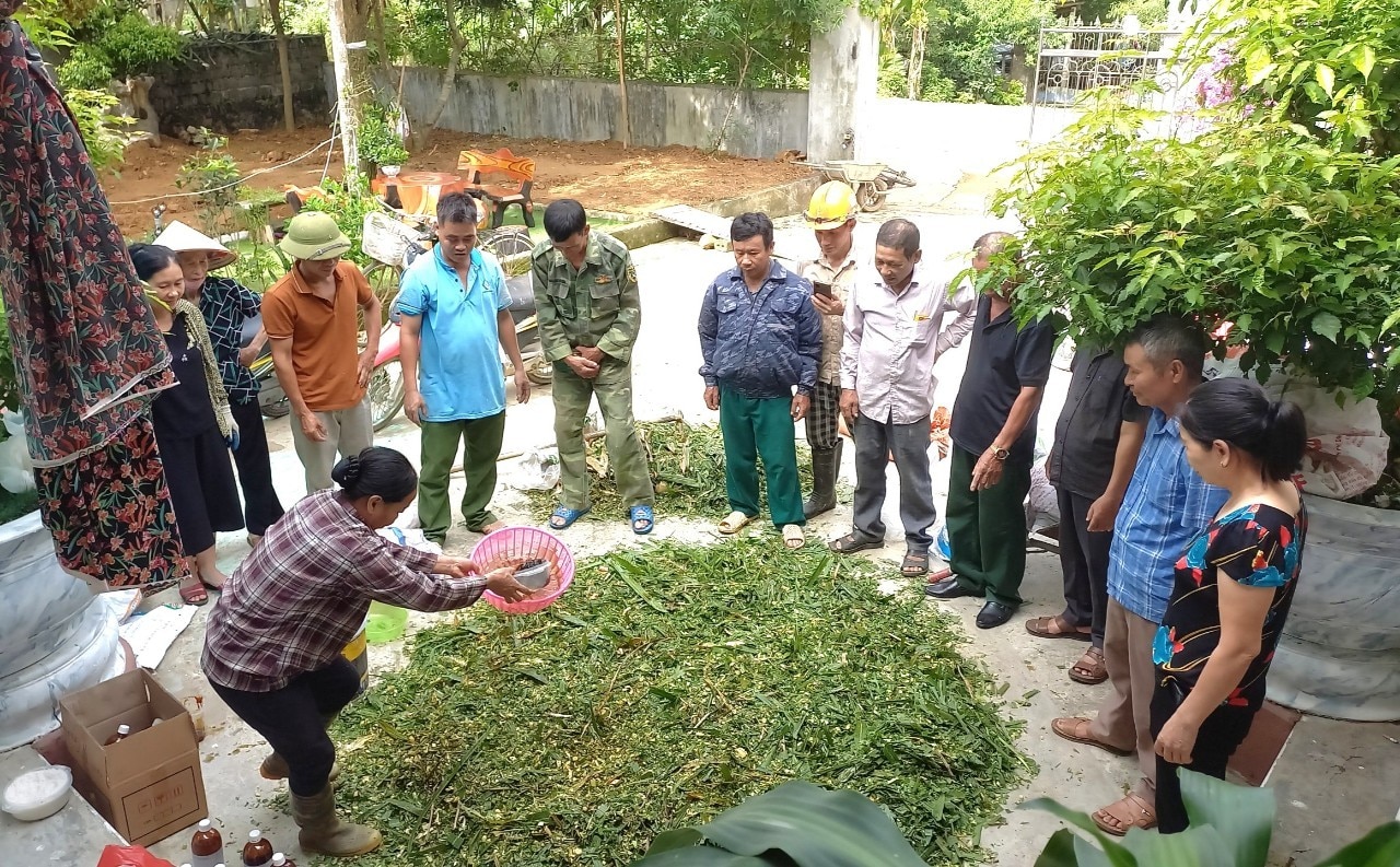 Ninh Bình: 6 tháng đầu năm 2024, Hội Nông dân huyện Gia Viễn kết nạp hơn 100 hội viên mới- Ảnh 2.