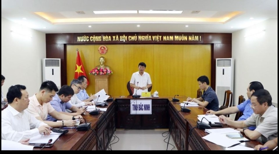 Ông Ngô Tân Phượng, Phó Chủ tịch UBND tỉnh Bắc Ninh chủ trì Hội nghị "gỡ vướng" cho các dự án BT trong lĩnh vực giao thông trên địa bàn tỉnh