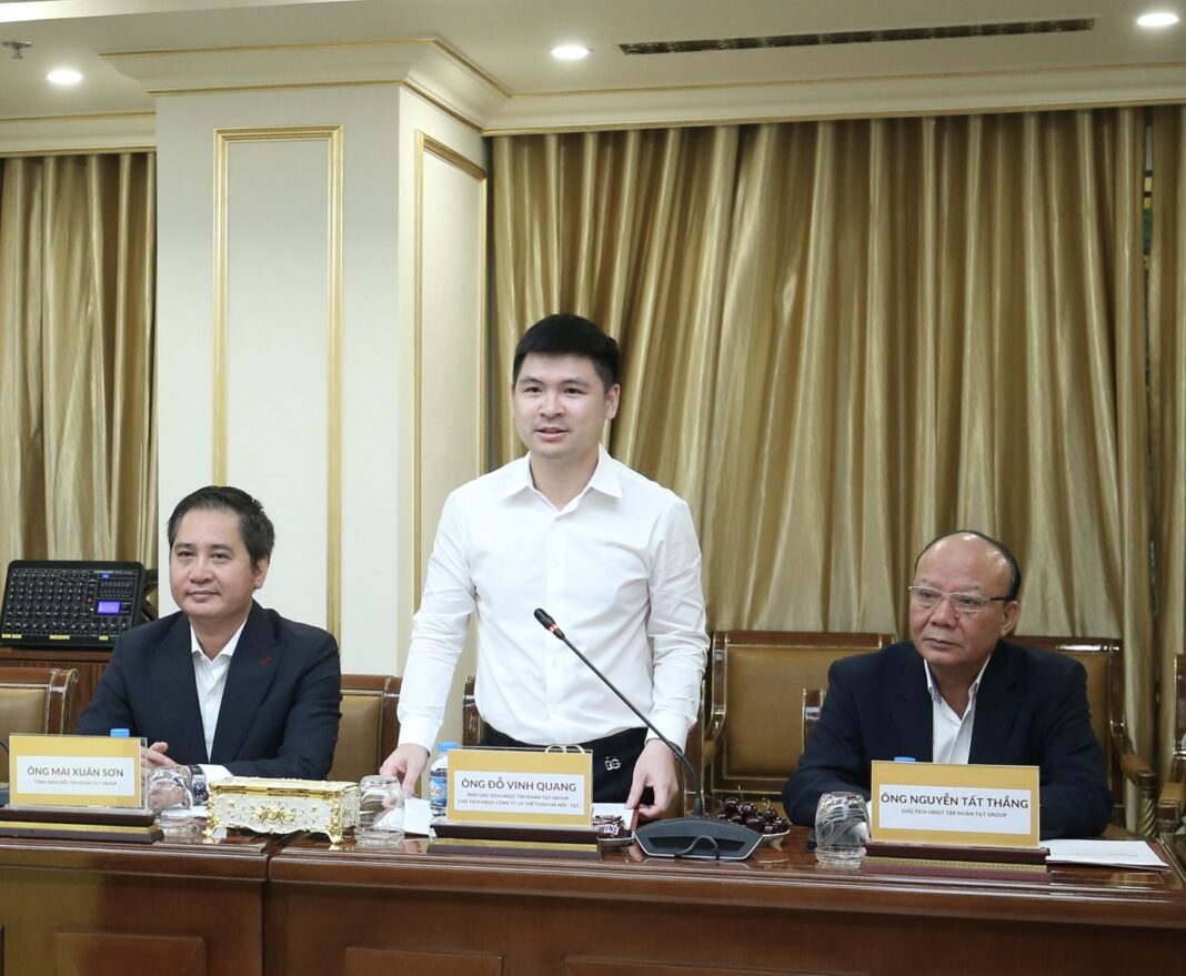 Ceremony to honor the CAND T&T Table Tennis Club with excellent