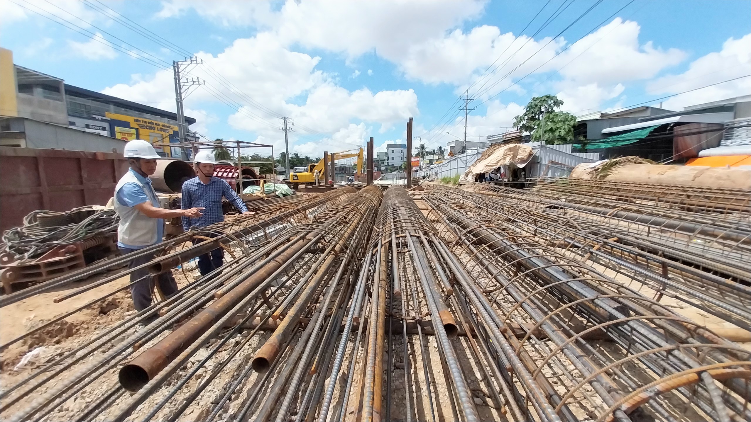 Đồng loạt nâng tĩnh không 3 cầu ở Đồng Tháp- Ảnh 1.