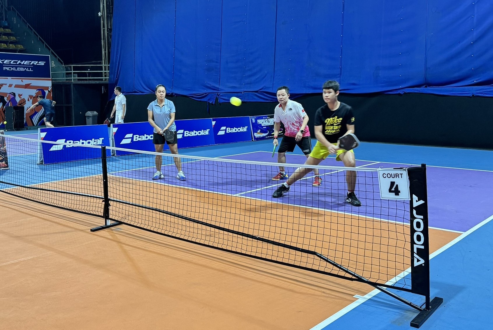 Giải pickleball mới lạ đầu tiên hứa hẹn đầy tiếng cười tại Việt Nam- Ảnh 1.