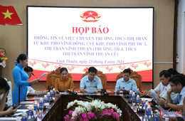 W-sidang akhbar Vinh Thuan.jpg