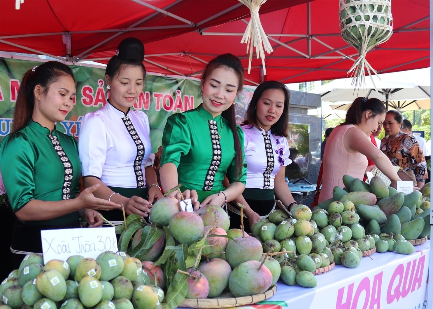 Tỉnh Sơn La đặc biệt chú trọng việc giới thiệu, quảng bá các loại quả đặc sản của địa phương.