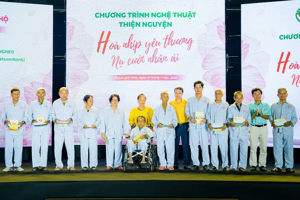 Hòa nhịp yêu thương - Nụ cười nhân ái để chia sẻ với bệnh nhân nghèo - 1