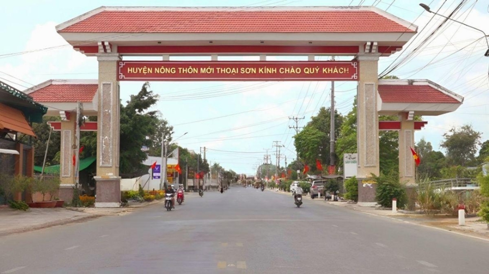 Huyện Thoại Sơn (An Giang) đạt chuẩn nông thôn mới nâng cao